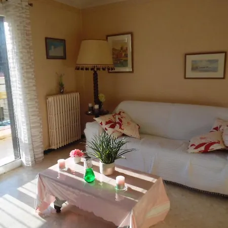 F2 A Amelie-les-bains Avec Terrasse, Parking Et Wi-fi, Proche Thermes Et Centre-ville - Fr-1-703-116 Apartment Amelie-les-Bains-Palalda